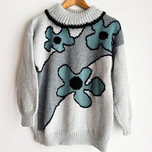 Vintage Unique Floral Turtleneck Sweater L